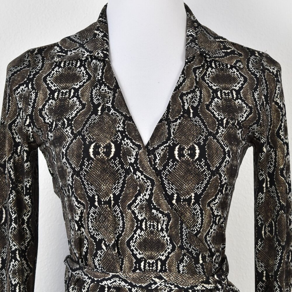 Calvin Klein Snake Print Wrap Dress - 2 - Picture 2 of 9